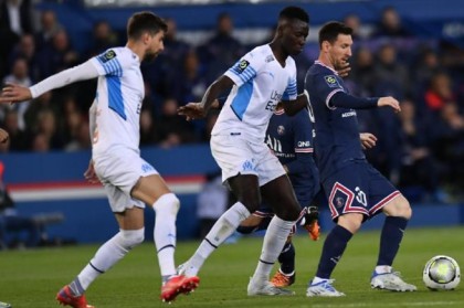  特鲁瓦全场被动仍顽强逼平马赛拿到宝贵一分