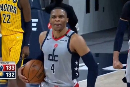  东契奇准绝杀独行侠逆转战胜快船豪取五连胜