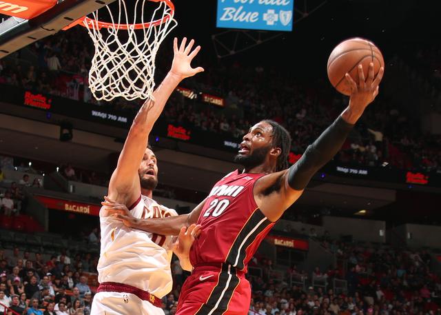  班切罗准绝杀魔术险胜活塞  